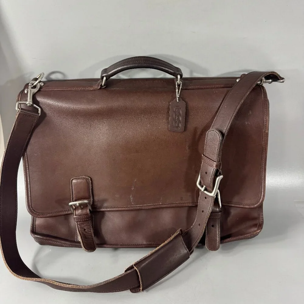 Vintage Coach #5310 Hudson Brief Executive 16
